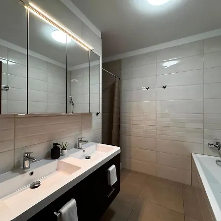 Majablu - Wellness Retreat Апартаменты Шиофок